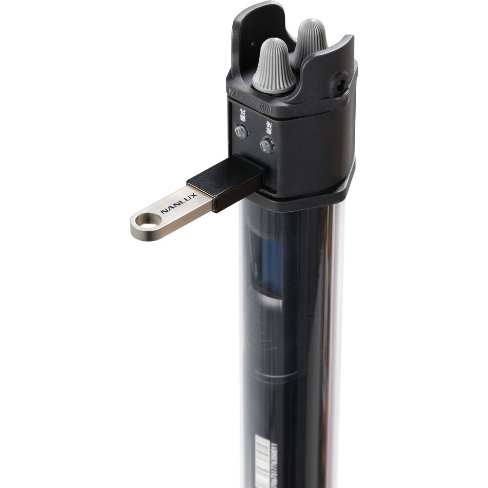 Nanlite PavoTube II 15C RGB 2 Kit LED Tube Light (2')