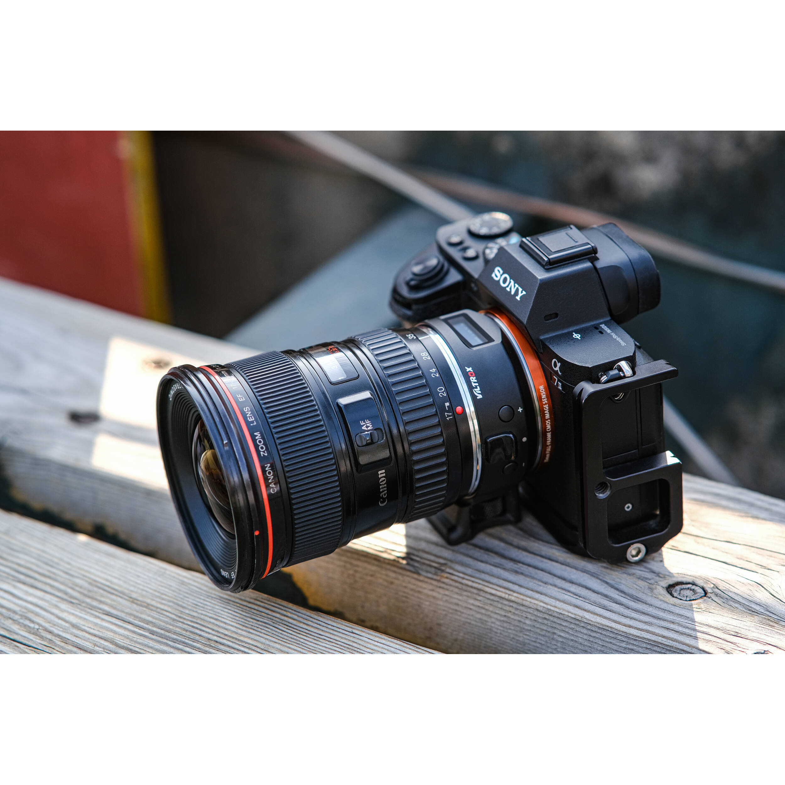 Viltrox EF-E5 adapter for Canon EF / EF-S series lenses to Sony E