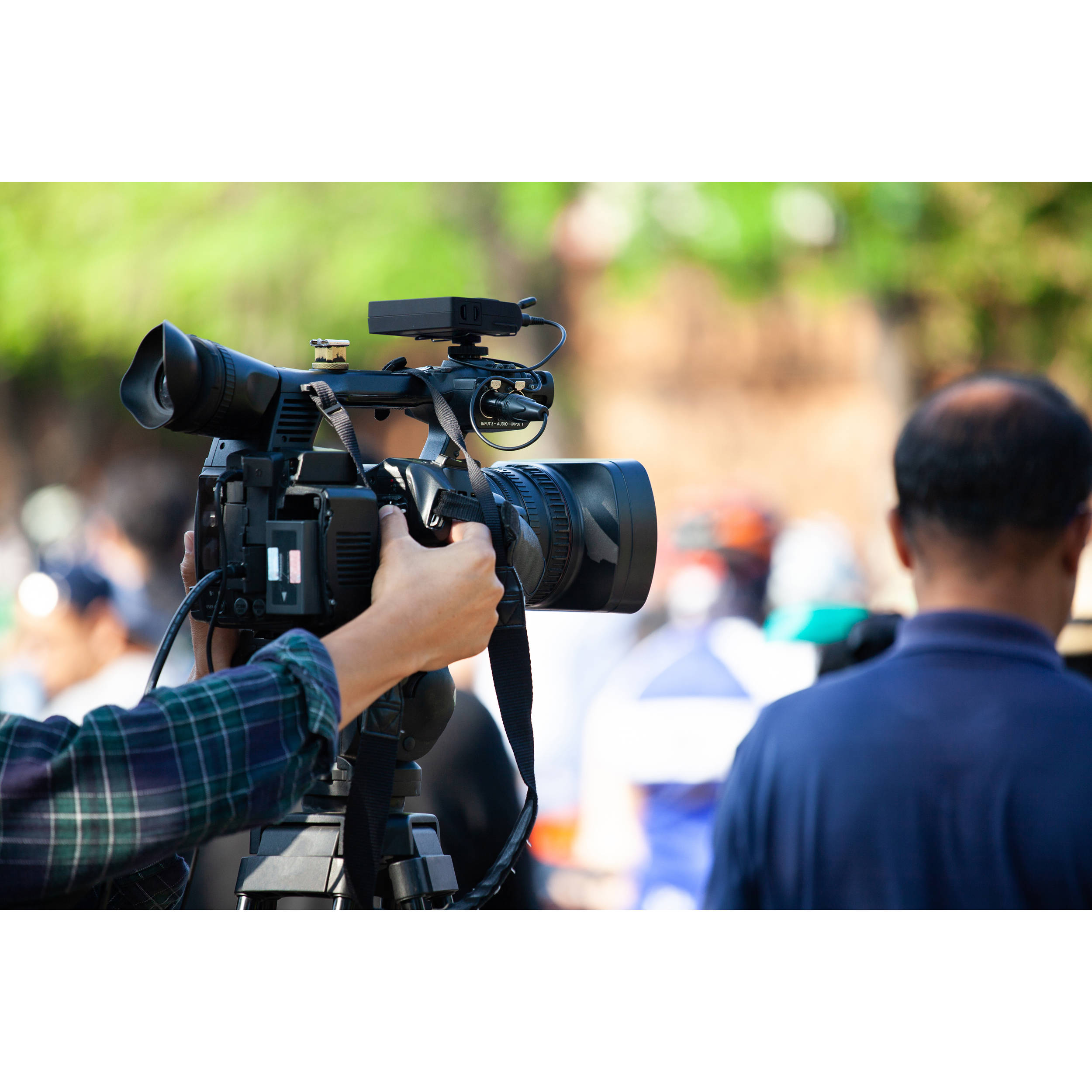 BOYA BY-WM8 Pro-K2 UHF Dual-Channel Wireless Lavalier System (576.4 to 599.9 MHz, 568.6 to 592 MHz)