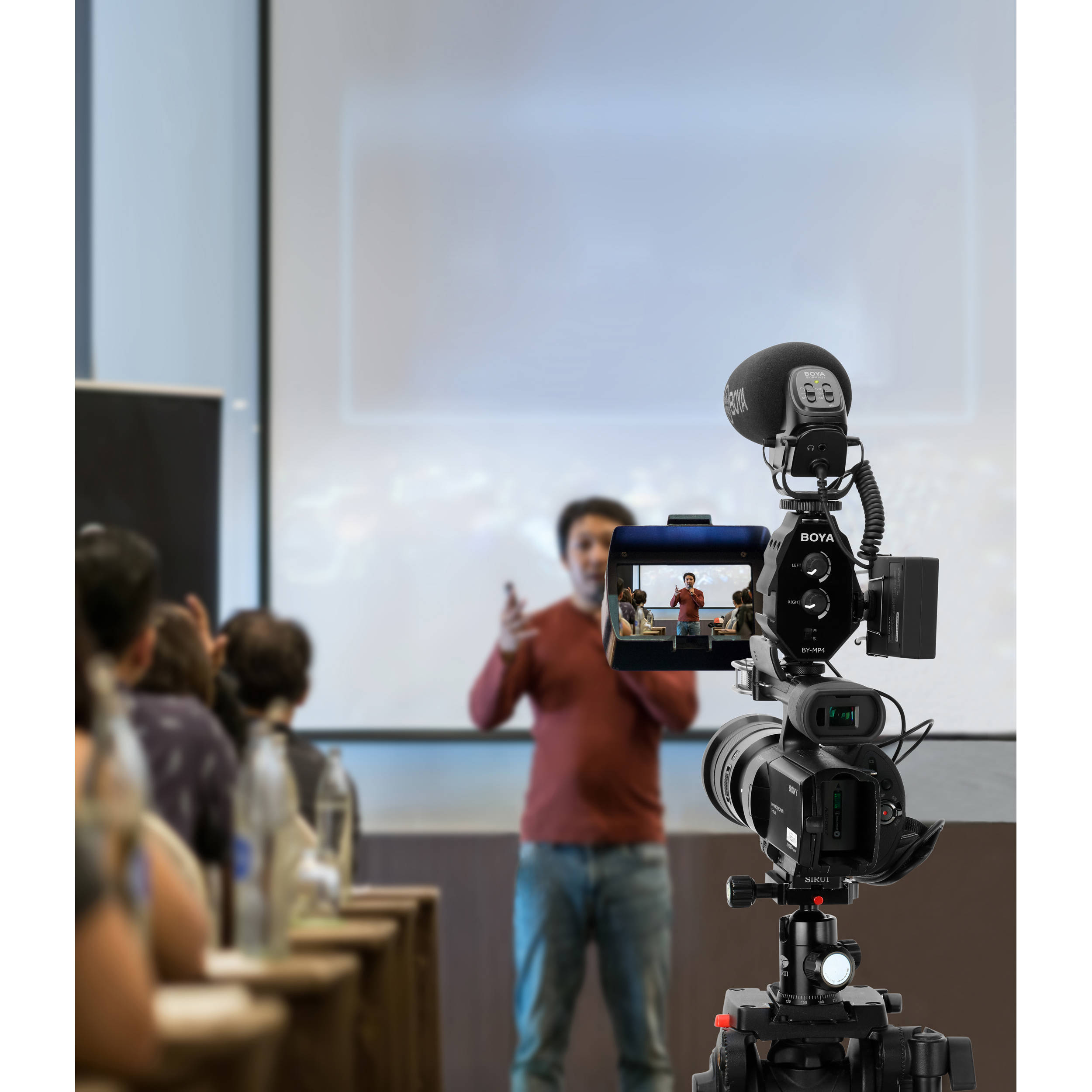 BOYA BY-WM8 Pro-Kit 1 UHF Dual-Channel Wireless Lavalier System (556 to 595 MHz)