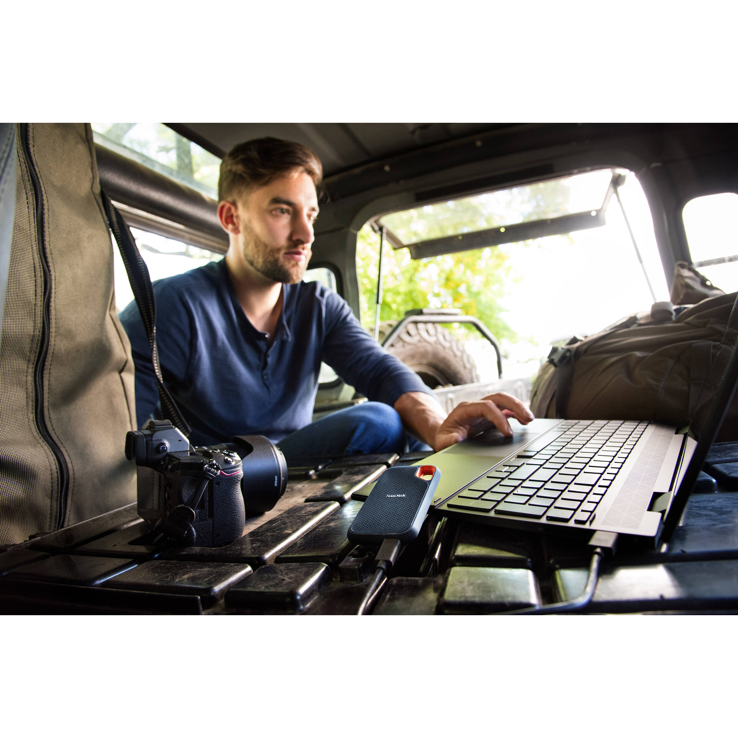 SanDisk 2TB Extreme Portable SSD V2 (1050 MB/s Read Speed)