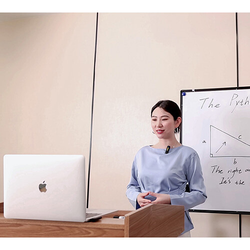 BOYA BY-WM3T2-U1 Digital True-Wireless Microphone System with USB Type-C Connector for Mobile Devices (2.4 GHz)