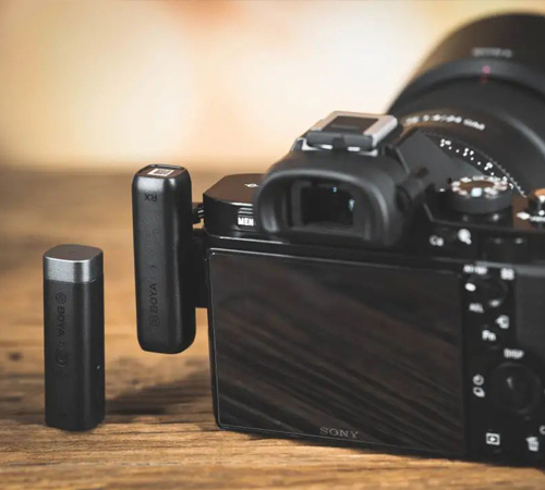 BY-WM3U 2.4GHz Wireless Microphone