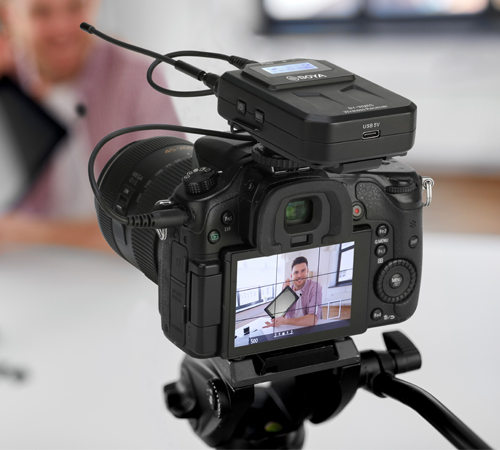 BY-WM6S UHF Wireless Microphone System